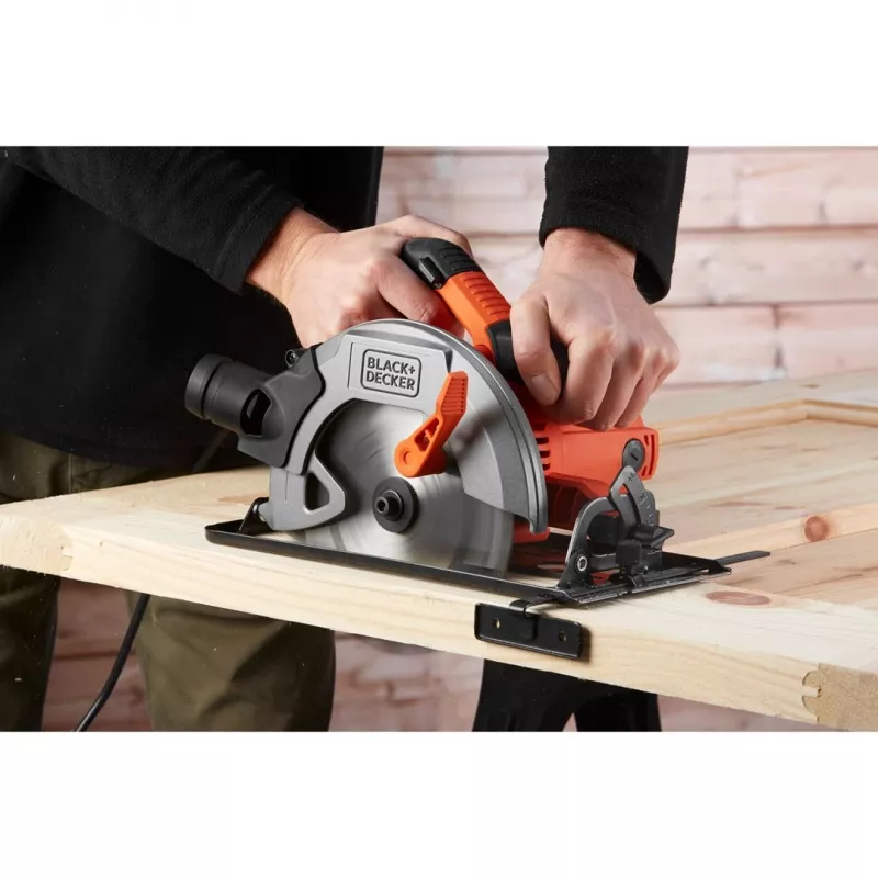 Black & Decker CS1550-QS Pārnēsājams ripzāģis 1500W 190mm 5500 RPM