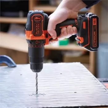 Black & Decker BDCHD18-QW 18V Bezvadu āmura urbjmašīna 1400 RPM Melns/Oranžs