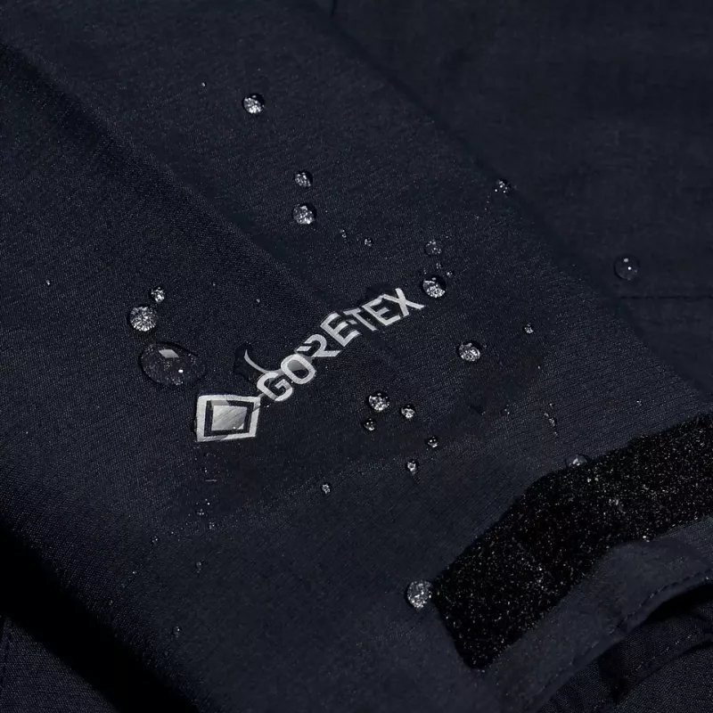 Berghaus Hillwalker Gore-Tex InterActive Jacket - Sieviešu jaka, izmērs M (melna)