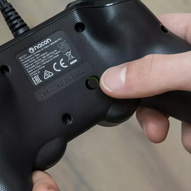 Nacon Compact Pro vadu kontrolieris Xbox Series X|S, Xbox One un PC - balts