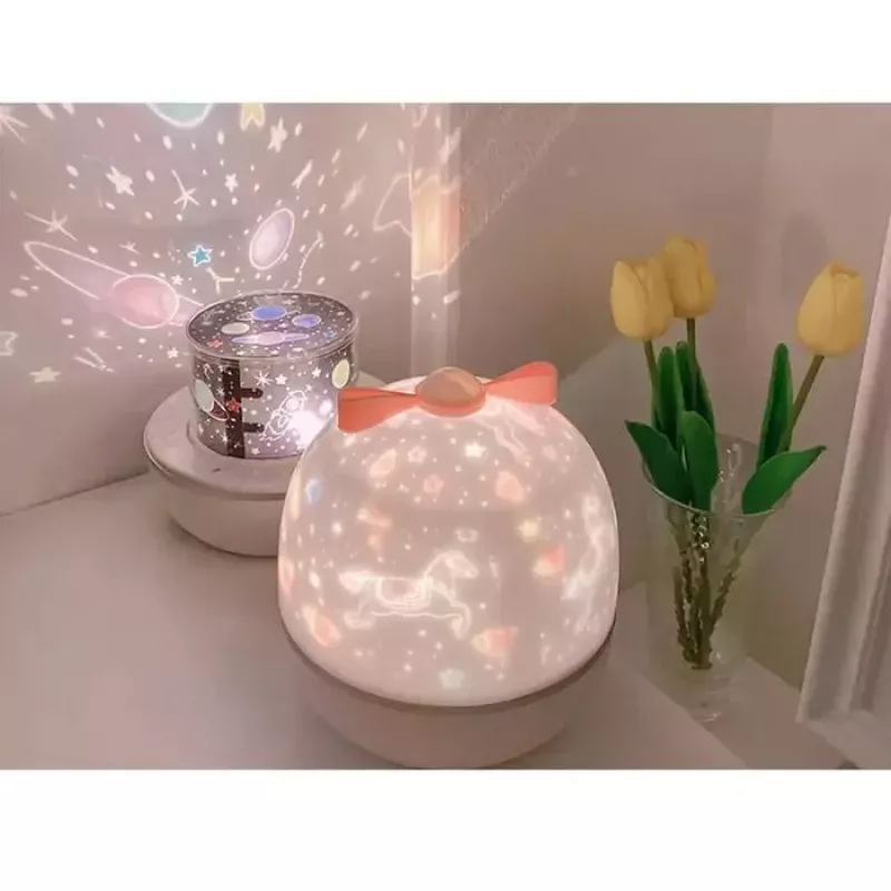 Kiddyz WH-16E Dream Projection Night Lamp (12x12x12 cm) ar 6 rakstu filmām USB-C uzlādējams balts