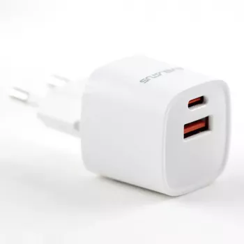 Evelatus USB-A un USB-C 30W Max ES Lādētājs Balts