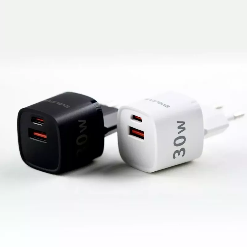 Evelatus USB-A un USB-C 30W Max ES lādētājs melns