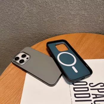 Evelatus Apple iPhone 16 Pro PC NeoCase ar MagSafe Brūns