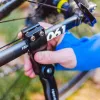 Forever Outdoor Bikes Kickstand - Sānu statīvs no alumīnija sakausējuma 24-29 collu velosipēdiem, melns