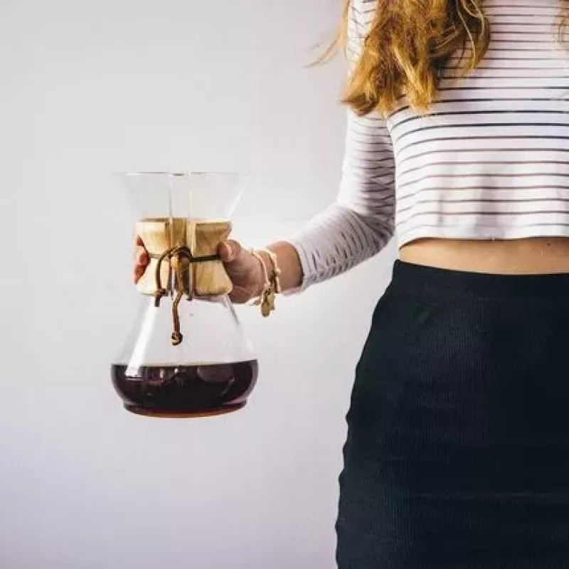 CHEMEX Classic Coffee Maker 3-Cup Pour-Over Borosilicate Glass with Wood Collar and Leather Tie
