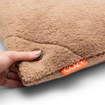 Bodi-Tek BT-CSHT2-W-LC-PB10 COZY Una Apsildāms Komforta Spilvens 45 x 45 cm, Gaišā Šokolāde