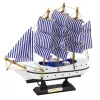 LEAN TOYS Kolekcionējams modelis Dekoratīvs burukuģis balts un zils 18x17cm