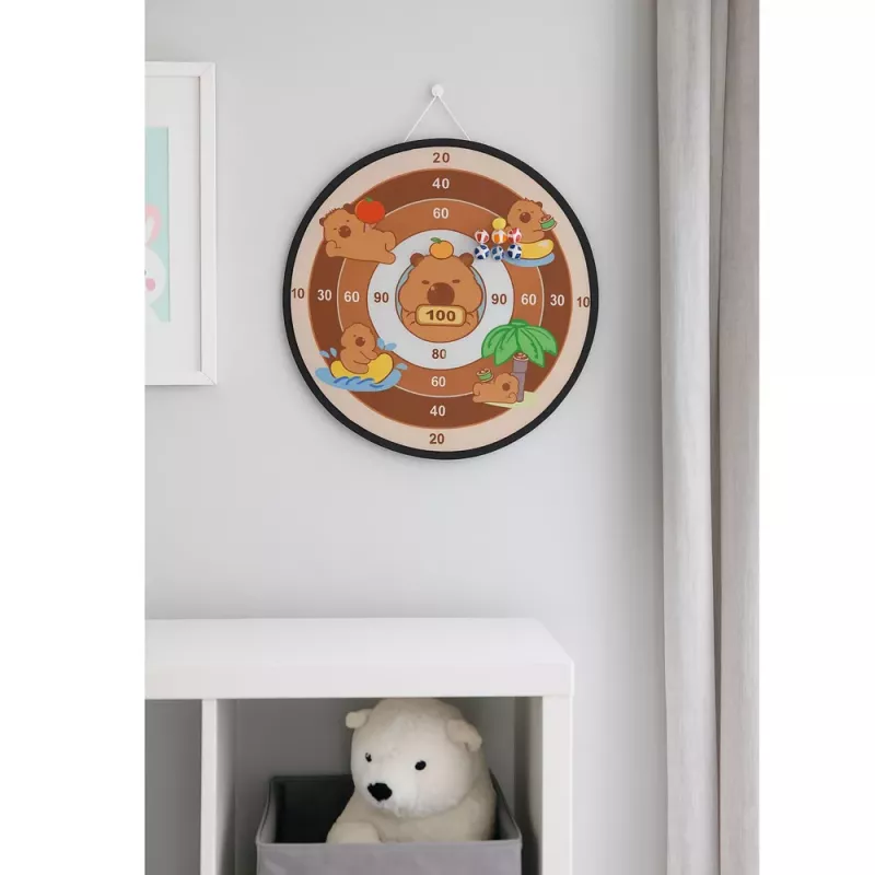 LEAN TOYS Capybara Dartboard Skill Game ar Velcro bumbiņām un rotaļu pistolēm 73.5 cm