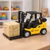 LEAN TOYS Autoiekrāvējs ar motorizētām metāla dakšām palešu un kastu pārvietošanai, dzeltens