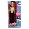 LEAN TOYS Anlily modes lelle tumšos džinsos, krāsainā topā, blondiem matiem