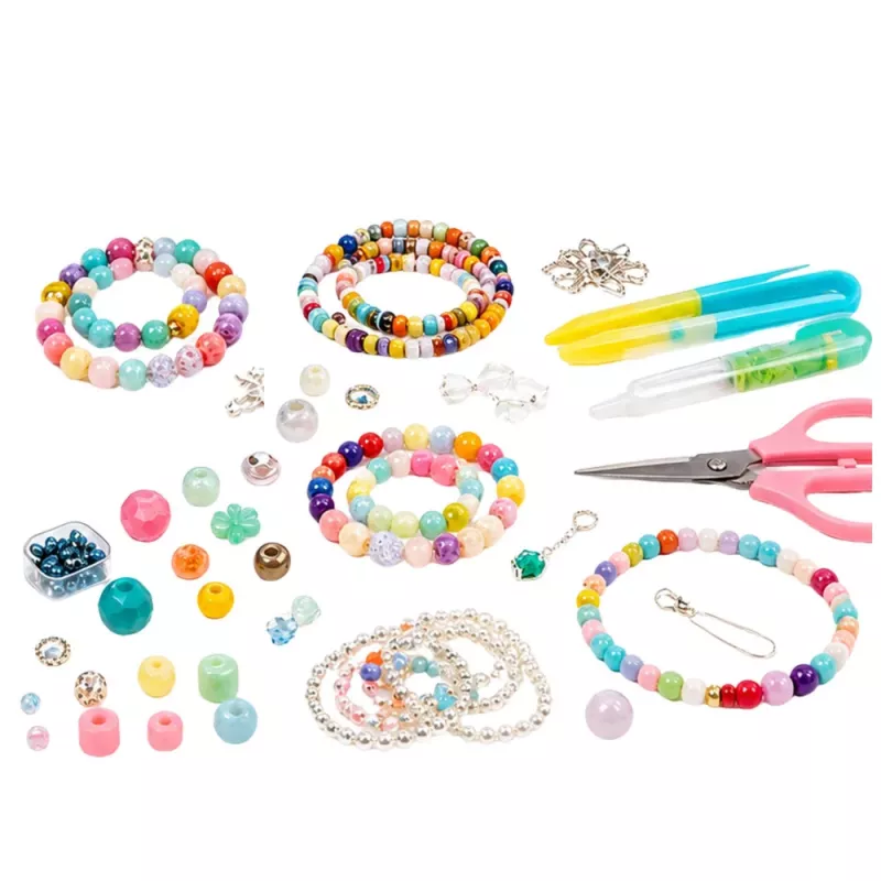 LEAN TOYS Rotaslietu veidošanas komplekts kastē - 1000 gabali krelles, piekariņi, burti