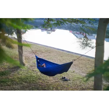 Ticket To The Moon TRAVEL HAMMOCK - Kompakts piekaramais šūpuļtīkls 2 personām, neilons, zaļš