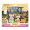 EPOCH Sylvanian Families Sauļošanās piknika komplekts - Fennec lapsas māsa un mazulis