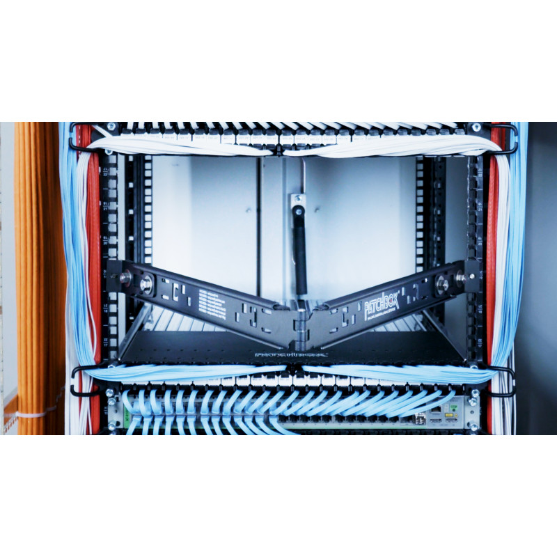 PATCHBOX Setup.exe Rack montāžas instruments 19 collu iekārtām, melns