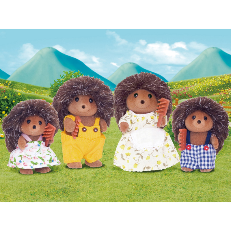 KAISER ELEKTRO Sylvanian Families Ezīšu ģimene no Stachel - Kolekcionējamas pūkainas dzīvnieku figūras spēļu komplekts, 4 figūras ar ķemmi, vecumam 3+