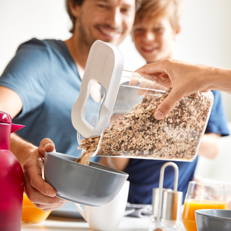 EMSA OPTIMA Taisnstūra formas sausās pārtikas uzglabāšanas trauks, 2,0 L, caurspīdīgs ar baltu vāku, hermētisks svaiguma blīvējums, bez BPA plastmasas, 1 gabals 3110600898