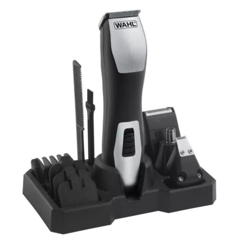 Trimmeris Wahl GroomsMan Pro ar bateriju, melns, nerūsējošais tērauds, 0.7 mm, 3 cm
