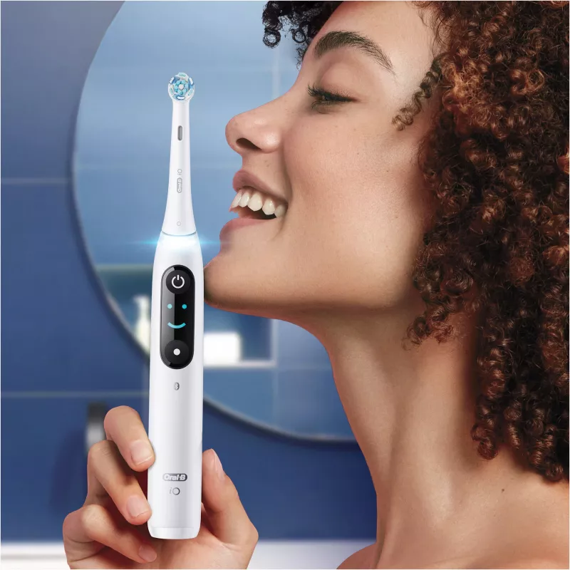 Oral-B iO 9N Pieaugušo vibrējoša zobu birste Balta