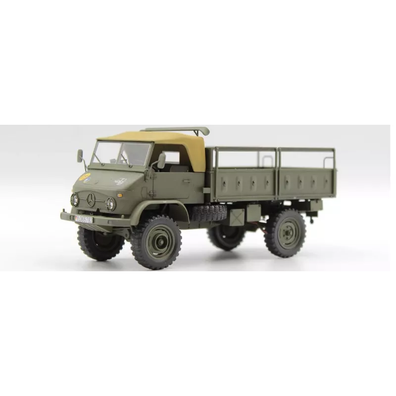 Plastmasas modeļu transportlīdzeklis UNIMOG 404 S 1/35