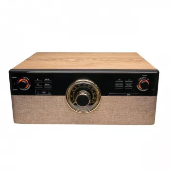 AKAI ATT-300CC Belt-Drive atskaņotājs ar USB un iebūvētu fono priekšpastiprinātāju, melns