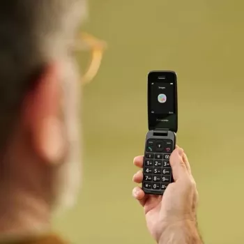 Panasonic KX-TU410EXB Mobilais telefons Clamshell Melns