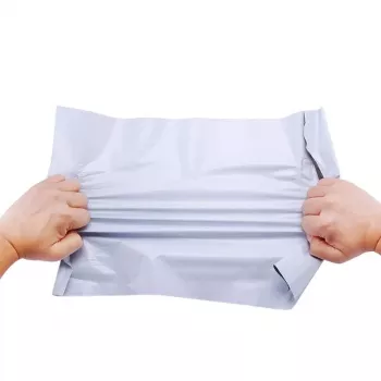BSTECH PollyMailers 3XL 50gab - Baltas polietilēna pasta maisiņi 24x24 collas ar pašlīmējošu aizdari