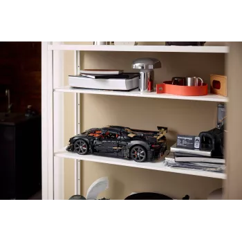 LEGO 42232 Technic Koenigsegg Sadair's Spear hiperauto