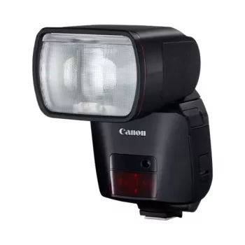 Canon EOS R50 bezspoguļa kamera ar RF-S 18-45mm objektīva komplektu