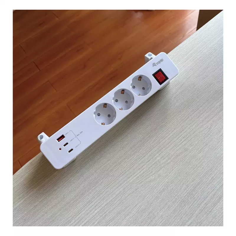 Equip Pagarinātājs CEE 7/7 90° uz 3x Schuko / 2x USB-C + USB-A, Balts, 1.5m