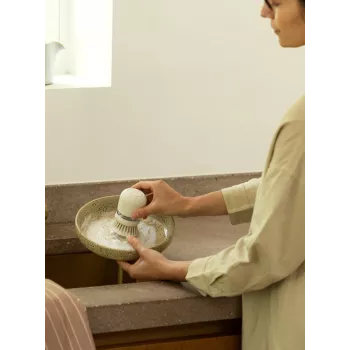 Brabantia SinkSide Trauku Birste ar Ziepju Dozatoru Mīksti Bēšā Krāsā (252167)