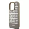 DKNY DKHMP15XPSOSPW Cietais maciņš no ādas ar apdrukātu rakstu un metāla logotipu, MagSafe saderīgs iPhone 15 Pro Max 6,7 inch Brūns