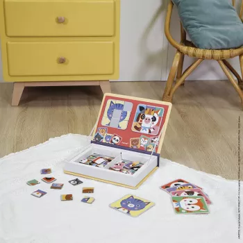 Janod Magnetibook magnētiskā puzles grāmata „Dzīvnieki“