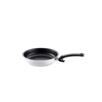 Fissler Adamant Premium panna, 24 cm, skrāpējumizturīgs ūdens bāzes piedegumdrošs pārklājums (138-105-24-100/0)