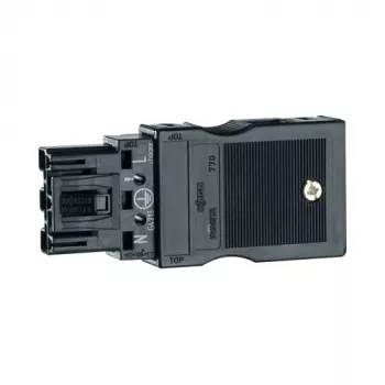 Hager G4703 Pārsega rāmis 3-vietīgs Melns IP20 230V 76x35x15mm