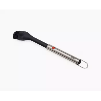 Joseph Joseph GrillOut Black BBQ silikona mērces otiņa ar izvelkamu rokturi