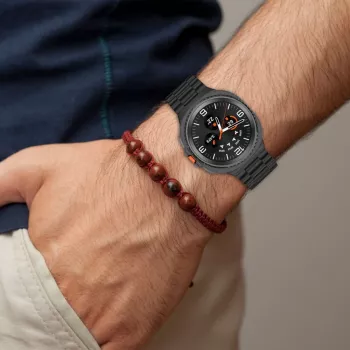 Tech-Protect nerūsējošā tērauda siksniņa Samsung Galaxy Watch 8 / Classic (40/44/46 mm) sudraba krāsā