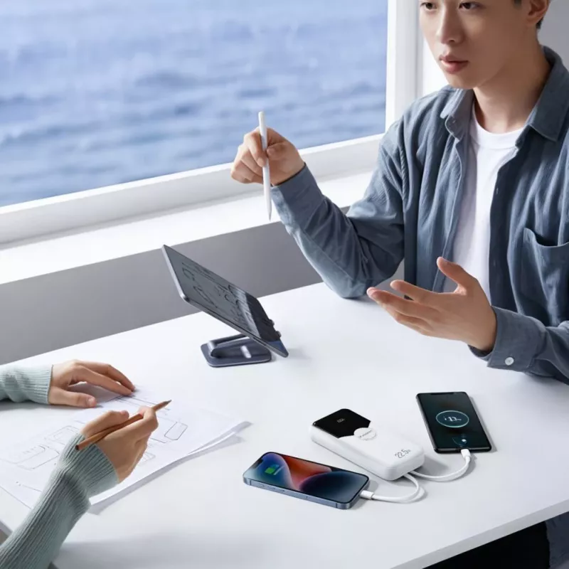 Powerbank Wozinsky WFC-15W 20000mAh 22.5W PD20W ar iebūvētiem Lightning un USB-C kabeļiem - Balts