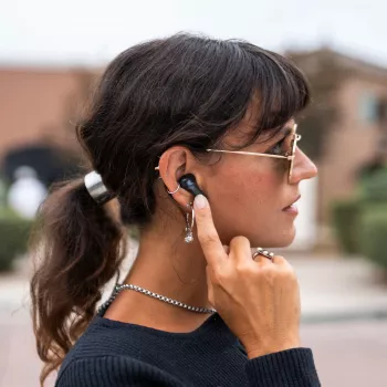JLab Epic Pods ANC True Wireless Earbuds ar hibrīdu aktīvo trokšņu slāpēšanu, Bluetooth 5.3, IP55, 50h darbības laiks, melns