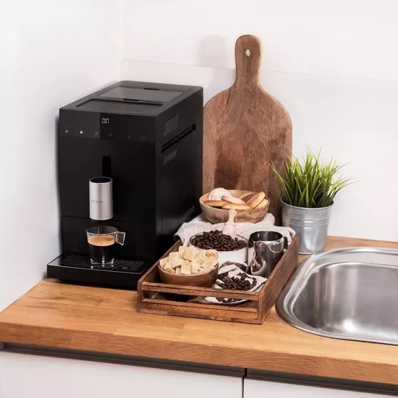 Cecotec Cremmaet Compact New espresso kafijas automāts