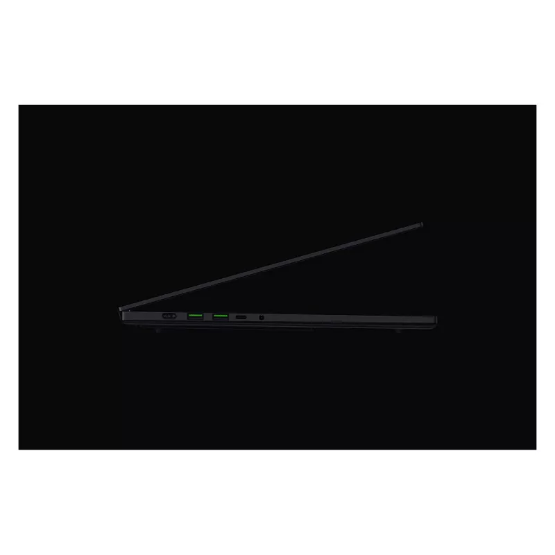 Razer Blade 16 - 16 collu QHD+ 240Hz OLED displejs, Intel Core Ultra 9 386H, 32GB RAM, 2TB SSD, NVIDIA GeForce RTX 5090, Windows 11