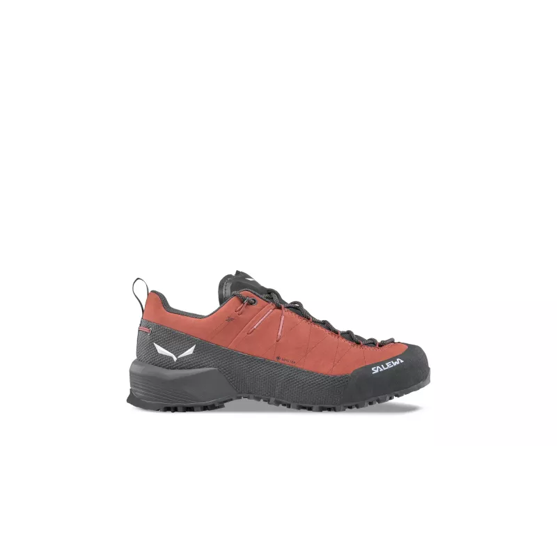 Salewa Wildfire Leather 2 GTX Sieviešu pieejas apavi - Etruscan Red/Melns, 36. izmērs