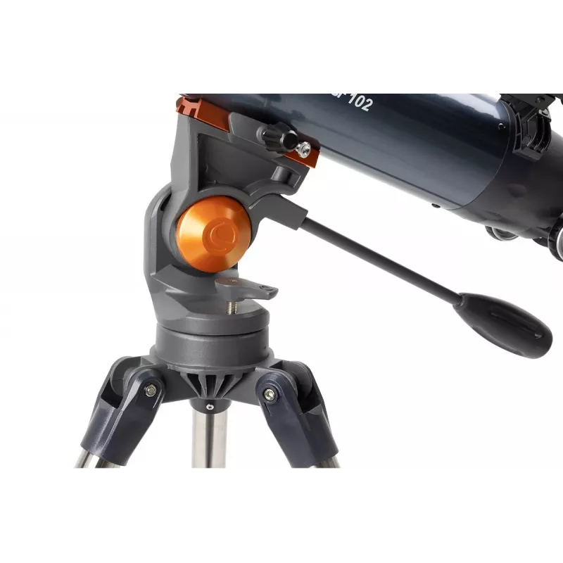 Celestron AstroMaster 102AZ Refraktora teleskops 102mm apertūra 660mm fokusa attālums Melns