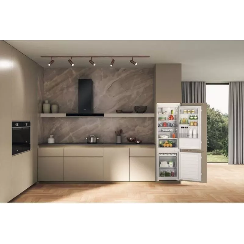 Whirlpool WHC18D011B1 Iebūvējamais ledusskapis-salvētava, 275 L, F energoklase, Low Frost, Melns