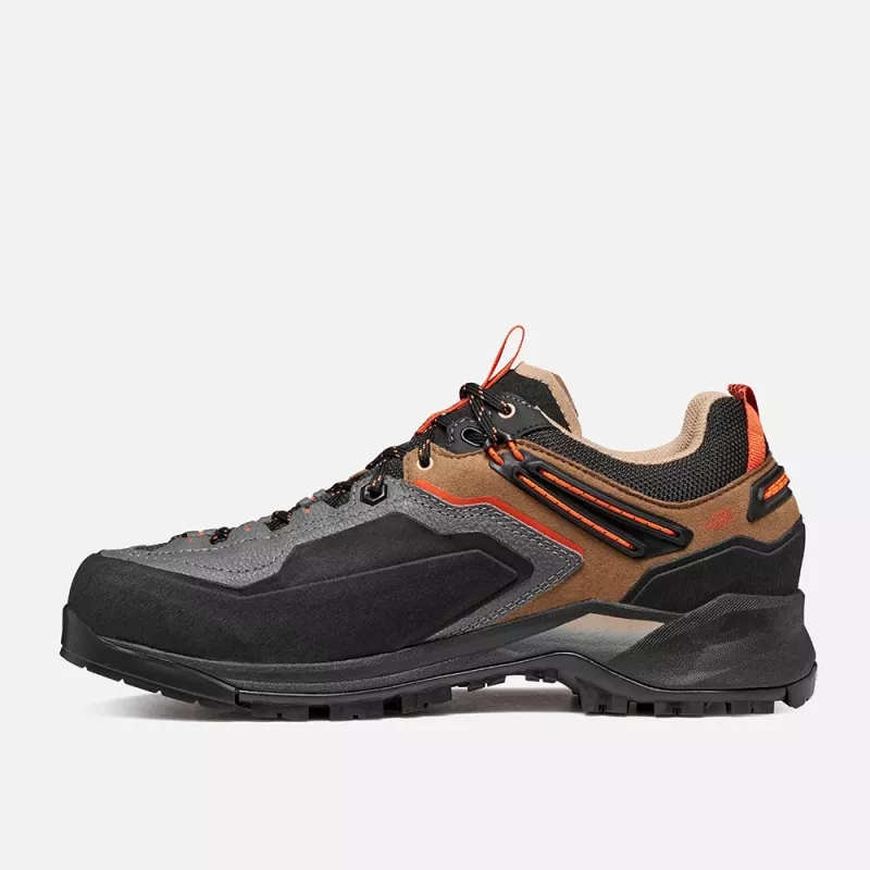 Garmont Akron GTX Via Ferrata Shoes - Dach Brown/Tango Red (EU 44.5)