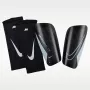 Nike Mercurial Lite Apakšstilbu aizsargi Melni DN3611-010 Izmērs S