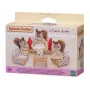EPOCH Sylvanian Families Trīsdaļīga sēdvietu grupa - Dzīvojamās istabas mēbeļu komplekts ar dīvānu, atzveltnes krēsliem, galdu un spilveniem