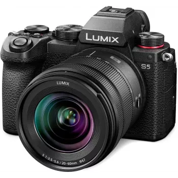 Panasonic Lumix DC-S5KE-K pilna kadra bezspoguļa kamera ar 20-60 mm objektīva komplektu