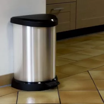 CURVER Deco atkritumu tvertne ar pedāli 15L Sudraba