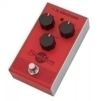 TC Electronic Blood Moon Phaser analogās modulācijas pedālis ar True Bypass